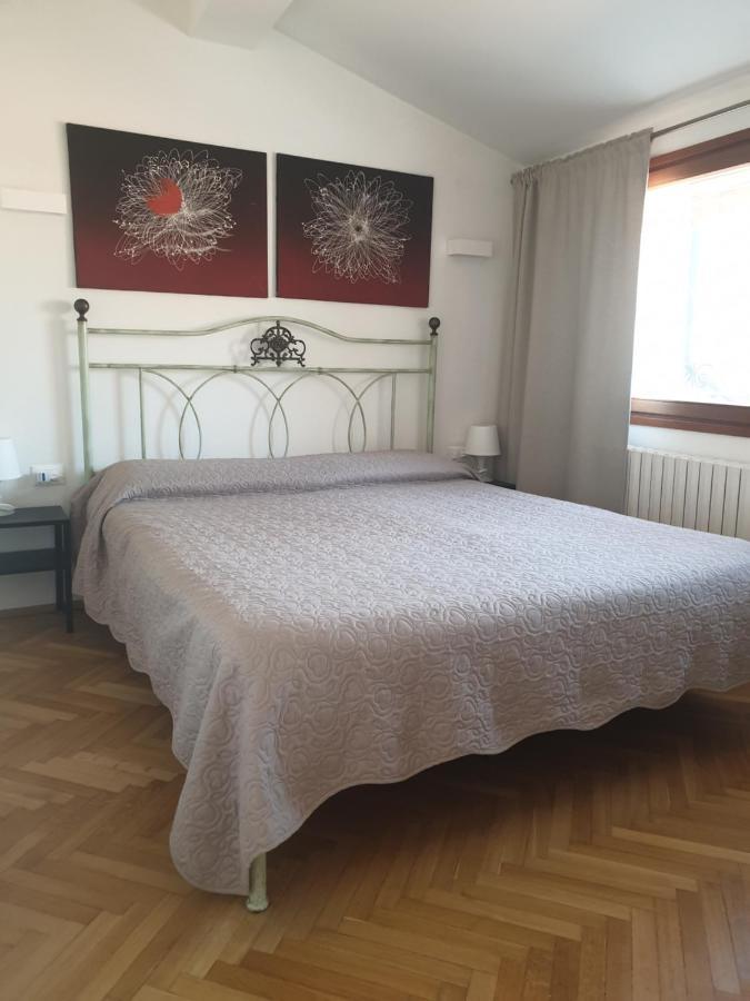 Residenza Tiziana Venezia Apartamento Exterior foto